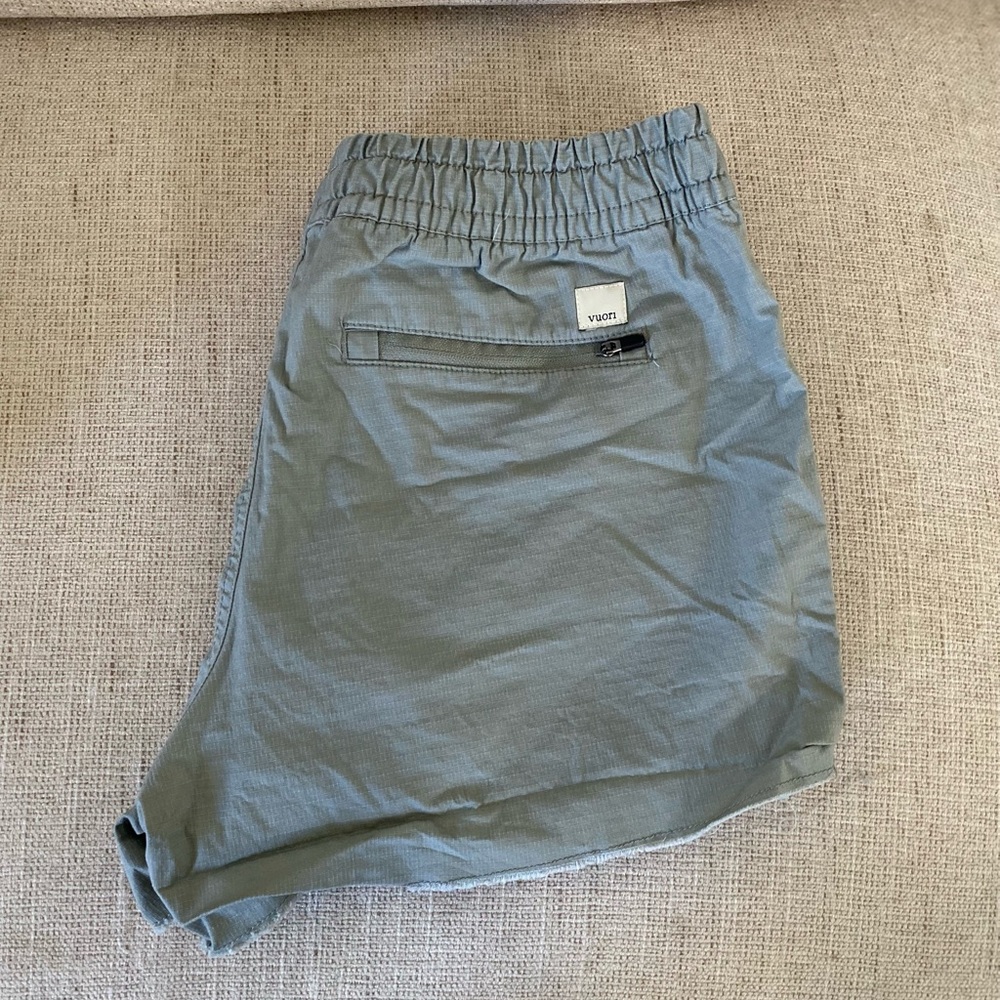 Vuori Vintage Ripstop Short